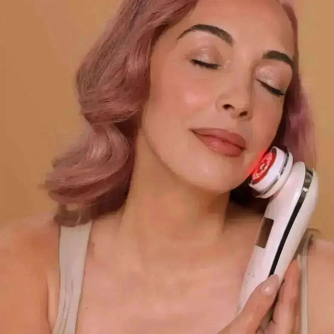 EvenSkyn® Lumo⁺ (2026) Skin Tightening Handset